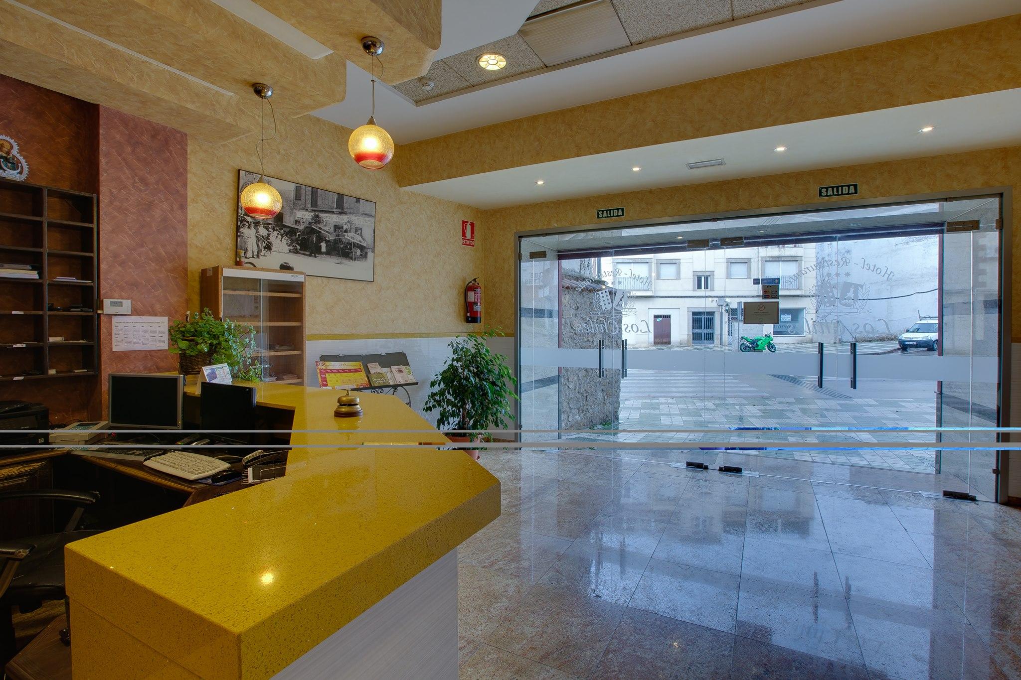 Hotel Los Chiles บีญานวยบา เดล อาร์โซบิสโป ภายนอก รูปภาพ